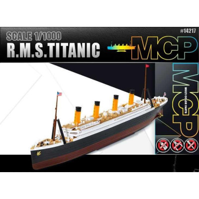 Model Kit loď 14217 - RMS TITANIC MCP (1:1000)