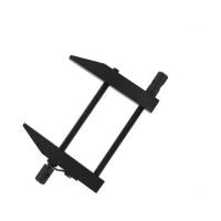 A Modelcraft acél párhuzamos bilincs 50 mm hasznos eszköz a gépészetben, famegmunkálásban, műanyagiparban stb. A két állítható csavarnak köszönhetően a méret és a pontos rögzítés beállítható. A pofák végei a kis alkatrészek befogásához ferdén lekerekítettek, a felület fekete, fényes.