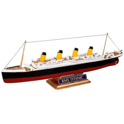 ModelSet loď 65804 -  R.M.S. TITANIC (1:1200)