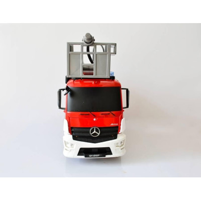 Hasiči na dálkové ovládání Mercedes