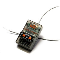 6 csatornás Spektrum AR631 vevő AS3X/SAFE funkciókkal és telemetriával, DSM2 és DSMX modulációs támogatással. Integrált 3 tengelyes MEMS giroszkóp exkluzív repüléskorrekciós szoftverrel. Előreprogramozás közvetlenül a Spektrum adóról. Programozó gomb.