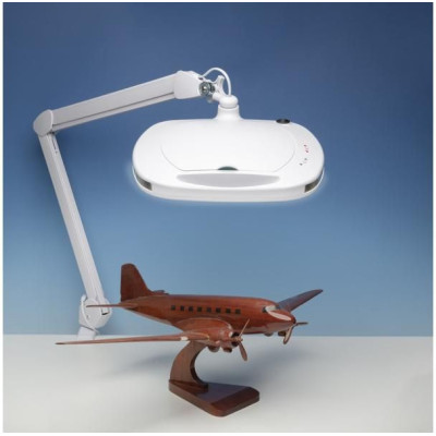 Lightcraft stolní lampa LED s lupou