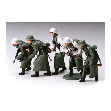 Tamiya German Assault Infantry w/ Winter Gear 1/35