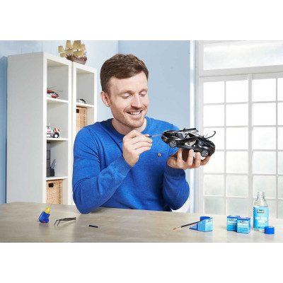 Plastic ModelKit auto 07008 - BMW i8 (1:24)