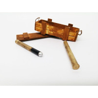 Fából készült lőszeres doboz kézzel festett 2 gránáttal. Tigris I.