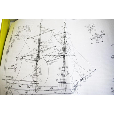 MINI MAMOLI Capitain Morgan 1:135 kit