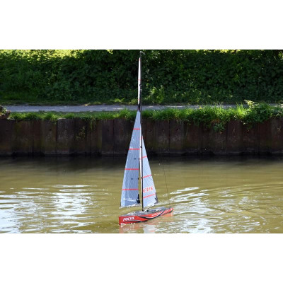 Focus V2 1m plachetnice PNP