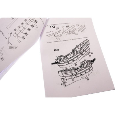 Dušek Golden Hind 1577 1:72 kit