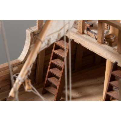 Dušek Nina 1492 1:72 kit