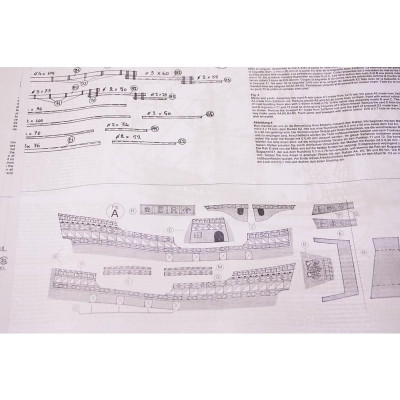 MINI MAMOLI Golden Hind 1:110 kit