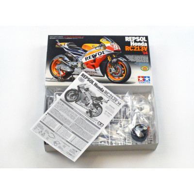 Tamiya Repsol Honda RC213V '14 1:12