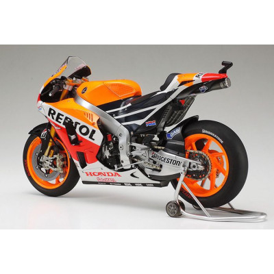 Tamiya Repsol Honda RC213V '14 1:12