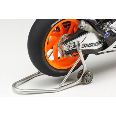 Tamiya Repsol Honda RC213V '14 1:12