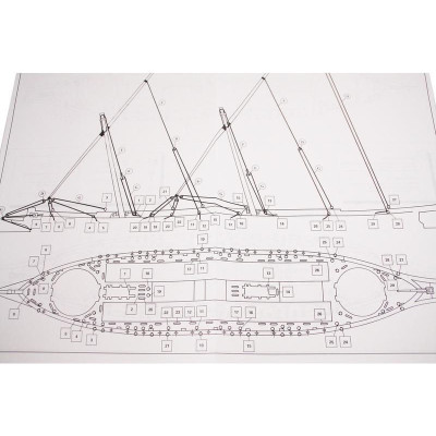 AMATI Golden Yacht 1:300 kit do láhve