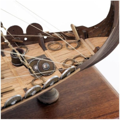 AMATI Oseberg vikingská loď 1:50 kit