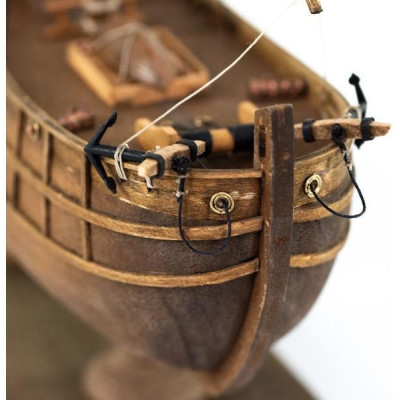 AMATI Nina 1:135 kit