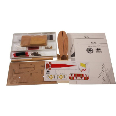 AMATI Nina 1:135 kit