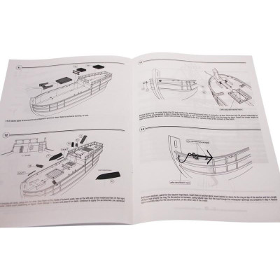 AMATI Nina 1:135 kit