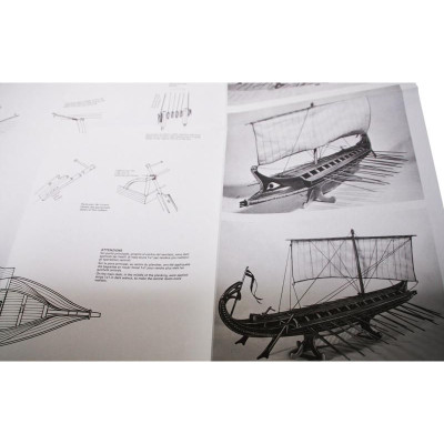 AMATI Řecká Bireme 1:35 kit