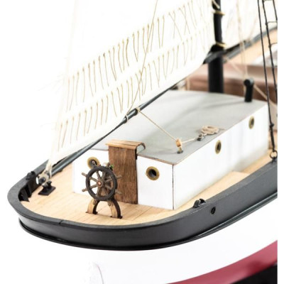 AMATI H.M.S. Hunter škuner 1:60 kit