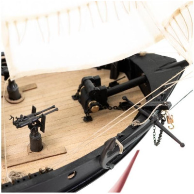 AMATI H.M.S. Hunter škuner 1:60 kit