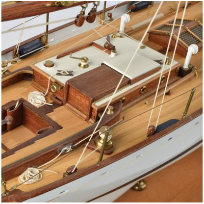 AMATI Dorade plachetnice Fastnet cup 1931 1:20 kit