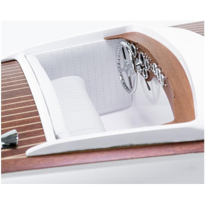 AMATI Bellezza Sportovní člun 1:8 kit