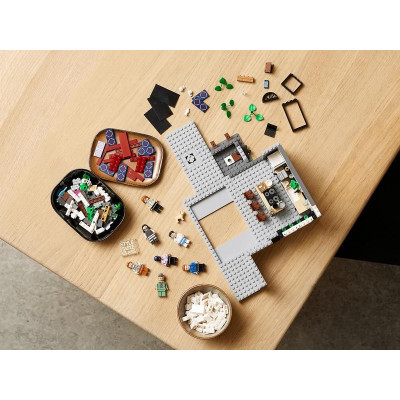 LEGO Icons - Queer tým - byt Úžo Pětky