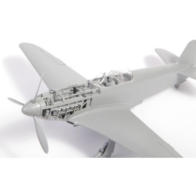 Model Kit letadlo 4814 - YAK-3 Soviet WWII Fighter (1:48)