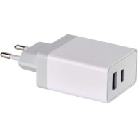 Rendkívül nagy teljesítményű univerzális USB hálózati adapter mobiltelefonokhoz, táblagépekhez, USB modell töltőkhöz, adókhoz és egyéb eszközökhöz. Két kimenet: USB-A (klasszikus) és USB-C. Töltsön egyszerre két eszközt! Quick Charge 3.0 és Power Delivery támogatás a gyors töltéshez. Akár 30 W-os teljesítmény.