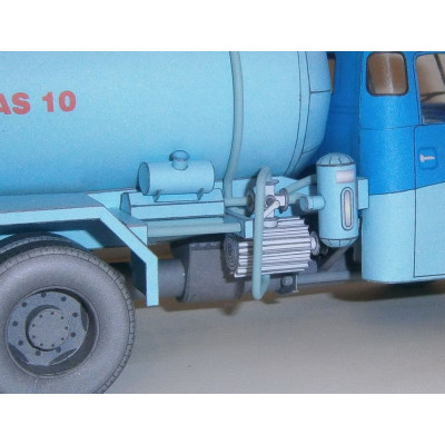 Tatra 148 CAS 10 6x6