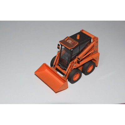 Locust L752 s vozíkom