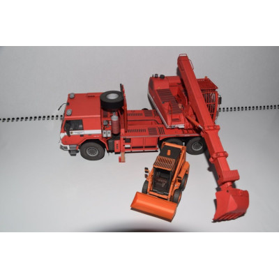 Locust L752 s vozíkom