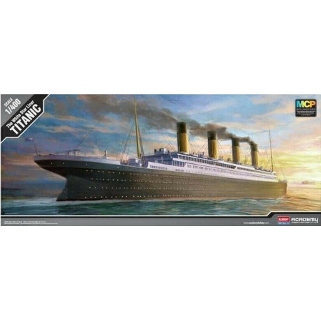 Model Kit loď 14215 - The White Star liner TITANIC MCP (1:400)