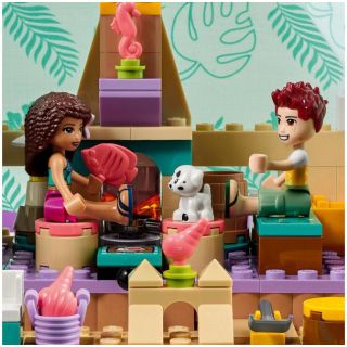 LEGO Friends - Luxusní kempování na pláži