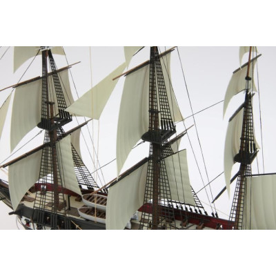 Model Kit loď 9034 - French Frigate "Acheron" (1:200)