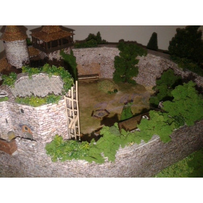 Nový hrad u Adamova 1:220