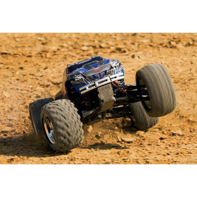 Traxxas Nitro T-Maxx 3.3 1:8 TQi Bluetooth RTR červený