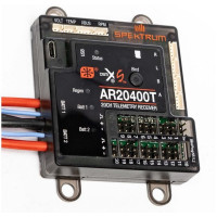 AR20400T vevő 20 csatornával és telemetriával (SRXL2). Redundáns tápellátás két akkumulátorral (IC3). Nagyobb, akár 35A-ig terjedő áramterhelésű, több kiszolgálóból álló modellekhez tervezték. Micro USB csatlakozó, SD kártya foglalat az adatnaplózáshoz. Bartometrikus érzékelő.  