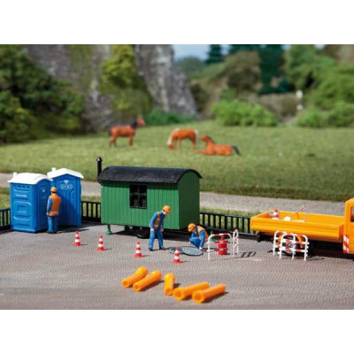 Auhagen 2 stavebné obytné prívesy, 4 mobilné toalety