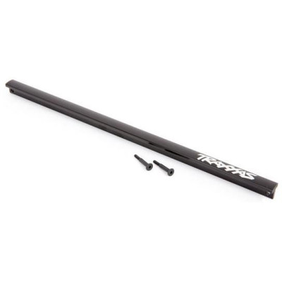 Traxxas centrální výztuha hliníková černě eloxovaná