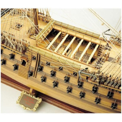 COREL H.M.S. Victory 1765 1:98 kit