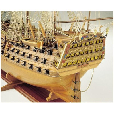 COREL H.M.S. Victory 1765 1:98 kit