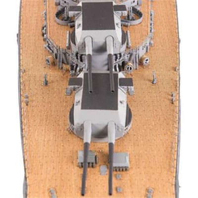 AMATI Bismark 1939 1:200 kit