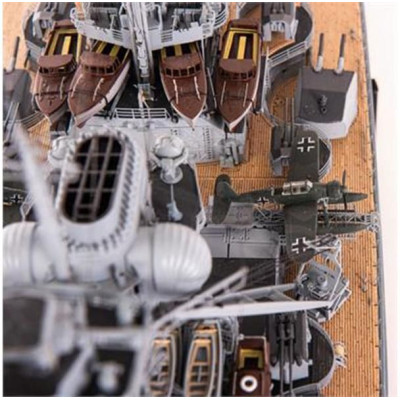 AMATI Bismark 1939 1:200 kit