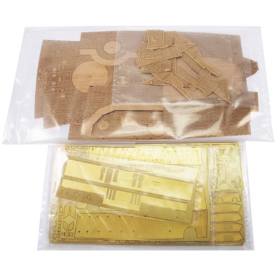 AMATI Bismark 1939 1:200 kit