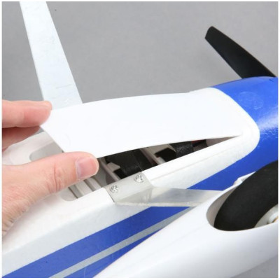 E-flite Valiant 1.3m SAFE Select BNF Basic