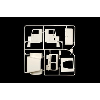 Model Kit truck 3859 - Freightliner FLC (1:24)