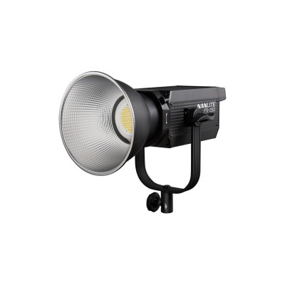 Nanlite FS-150 Sada 3 LED svetel se stojany a softboxy