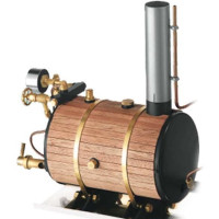 Csere kazán égővel a Victor gőzgép kazánnal RC hajómodellekhez - pótalkatrész. Komplett tartozékokkal, mint például faburkolat, vízszintjelző, nyomásmérő és csatlakozók. A gőzgépet nem tartalmazza.